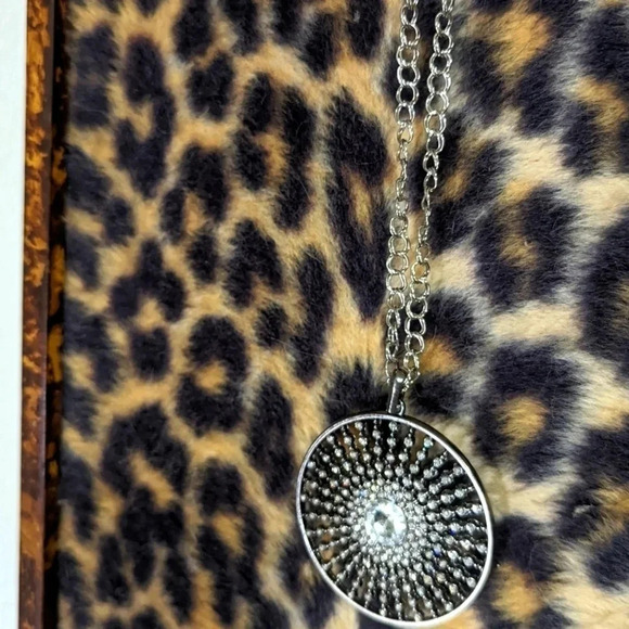 Statement Necklace- Rhinestone-Long Chain-Handmade-Silver tone-Starburst Pendant - Picture 5 of 13